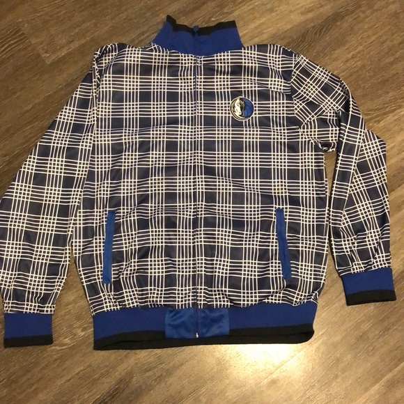 Dallas Mavericks Jacket - Picture 1 of 5